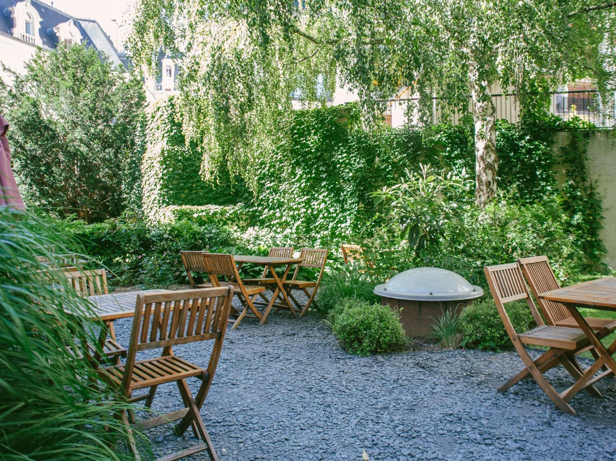 Hostel Adveniat Paris